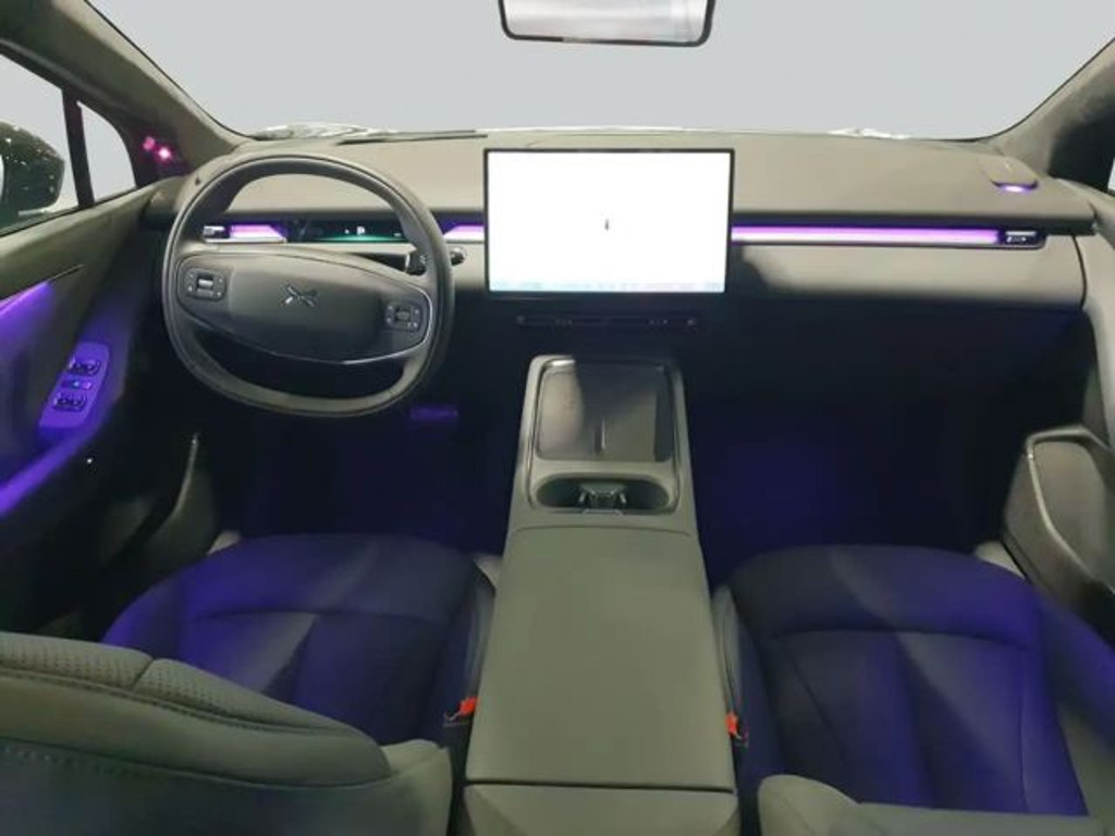 Xpeng P7