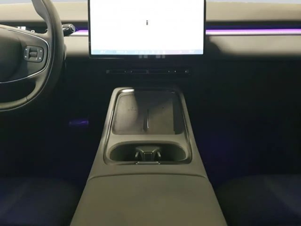 Xpeng P7