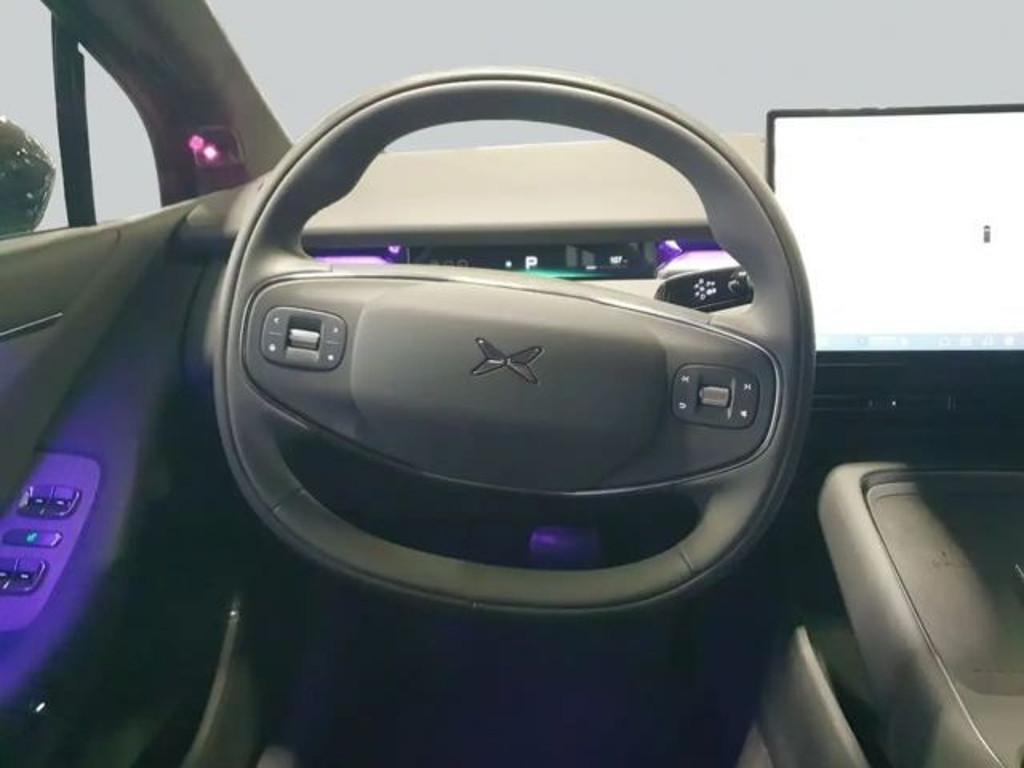 Xpeng P7