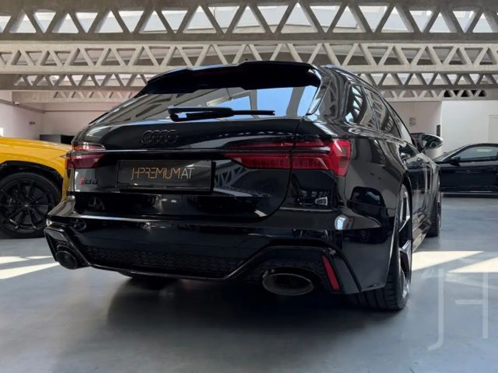 Audi RS6 Avant Performance