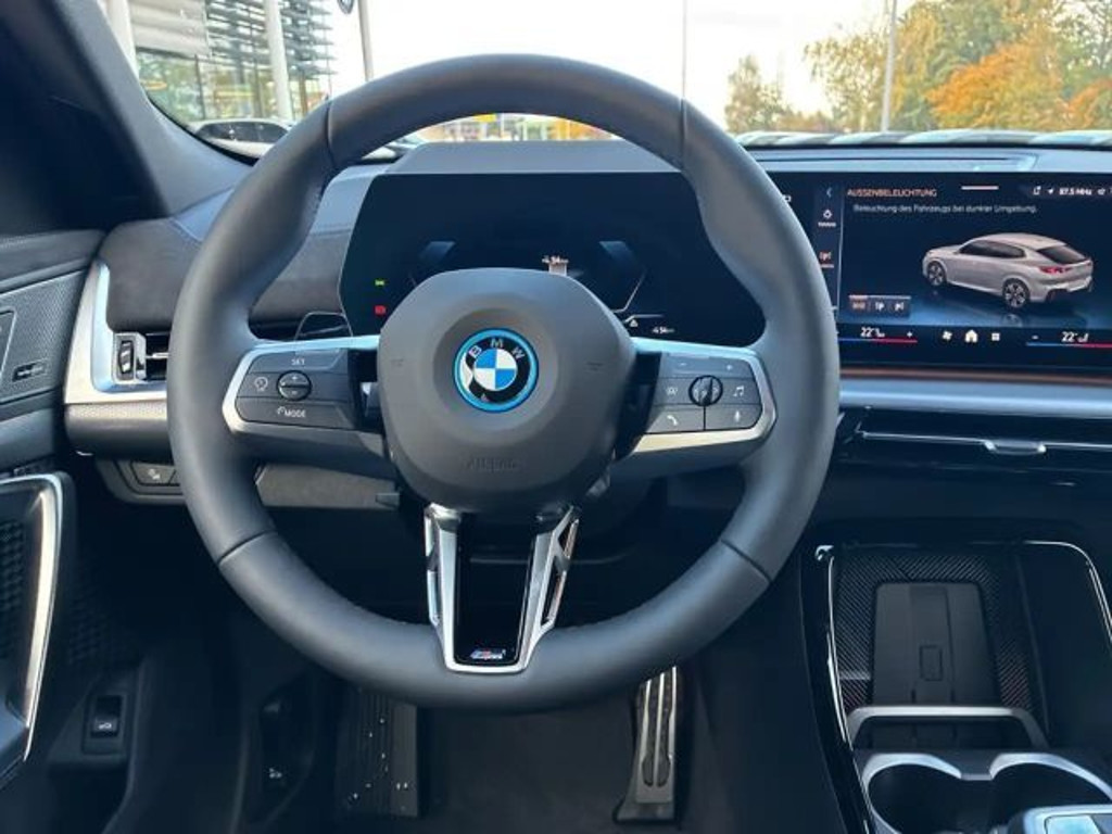 BMW iX2