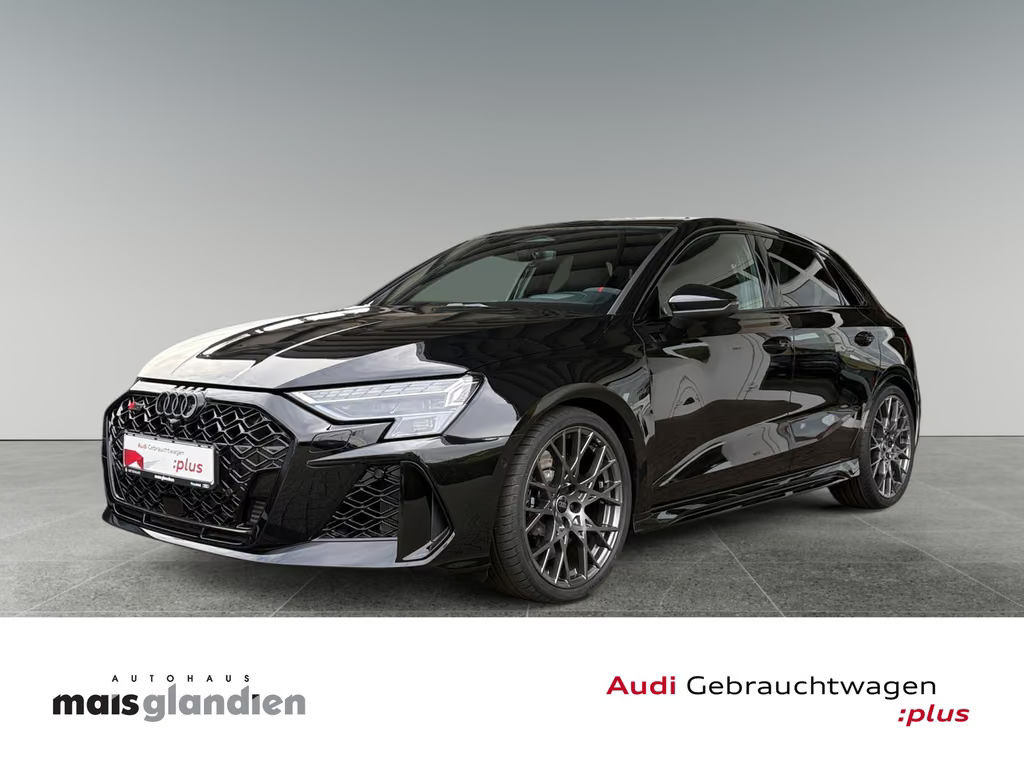 Audi RS3 Sportback Sedan Quattro