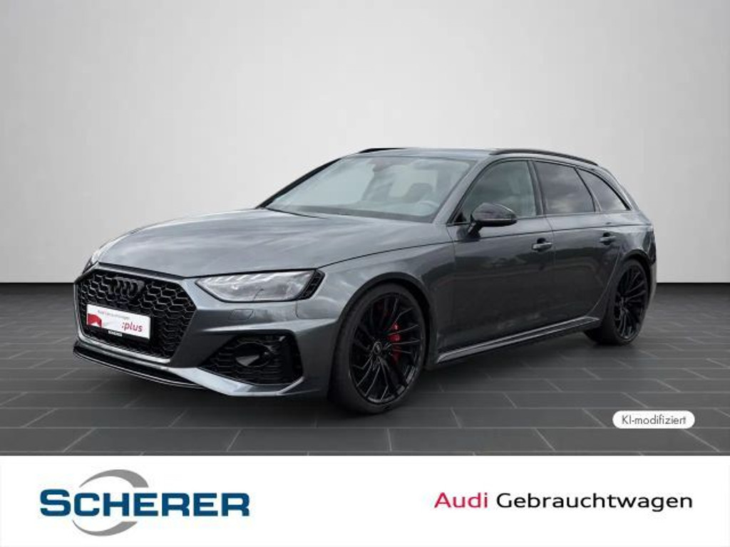 Audi RS4 KERAMIK 280KM/H DRC ACC NAVI MATRIX R