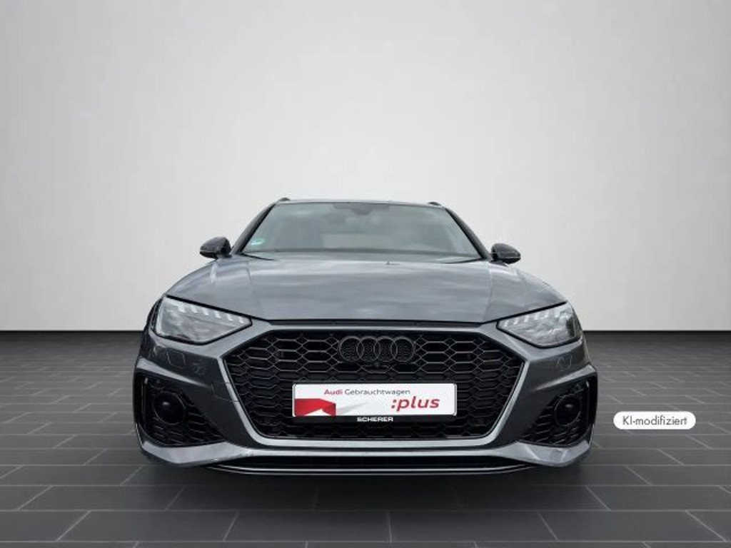 Audi RS4
