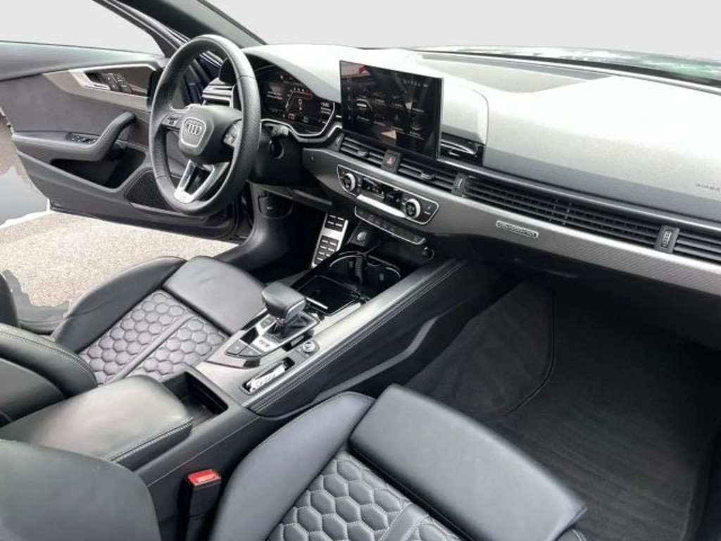 Audi RS4