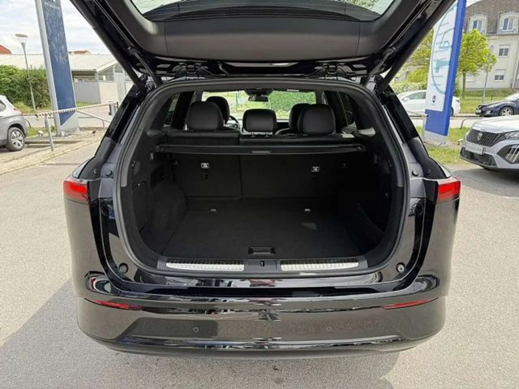 Xpeng G9