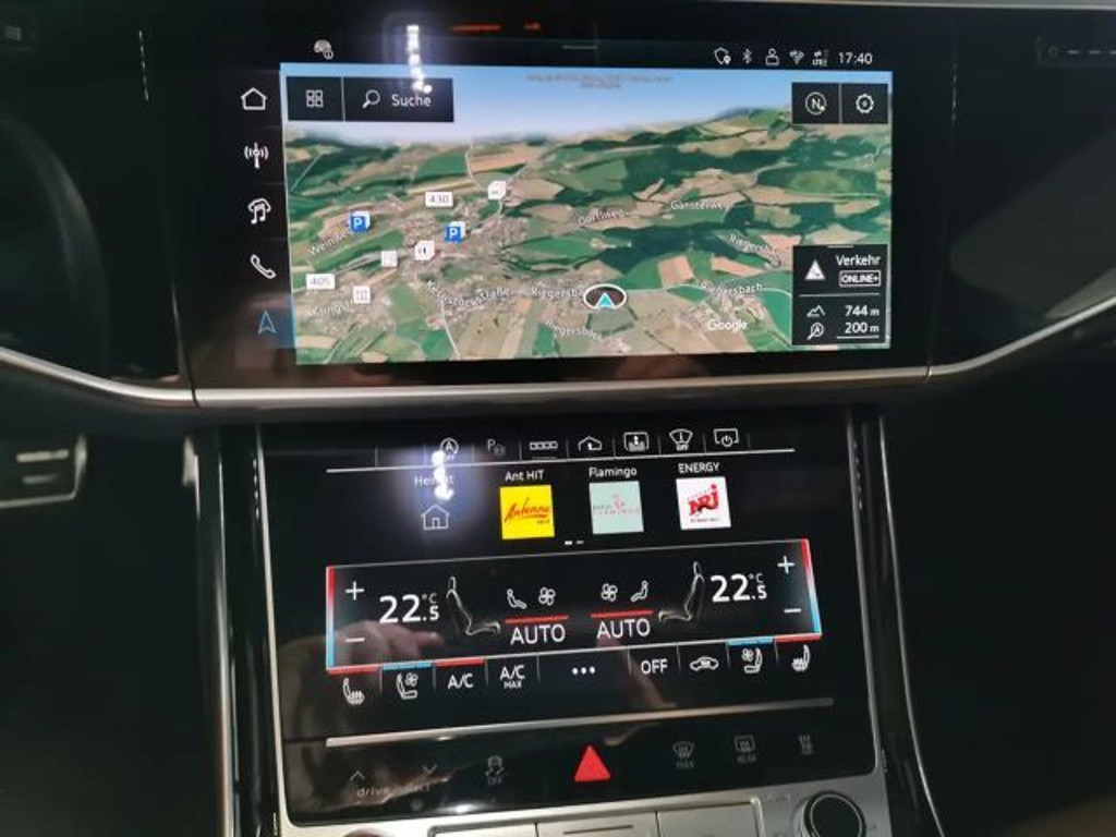 Audi S8