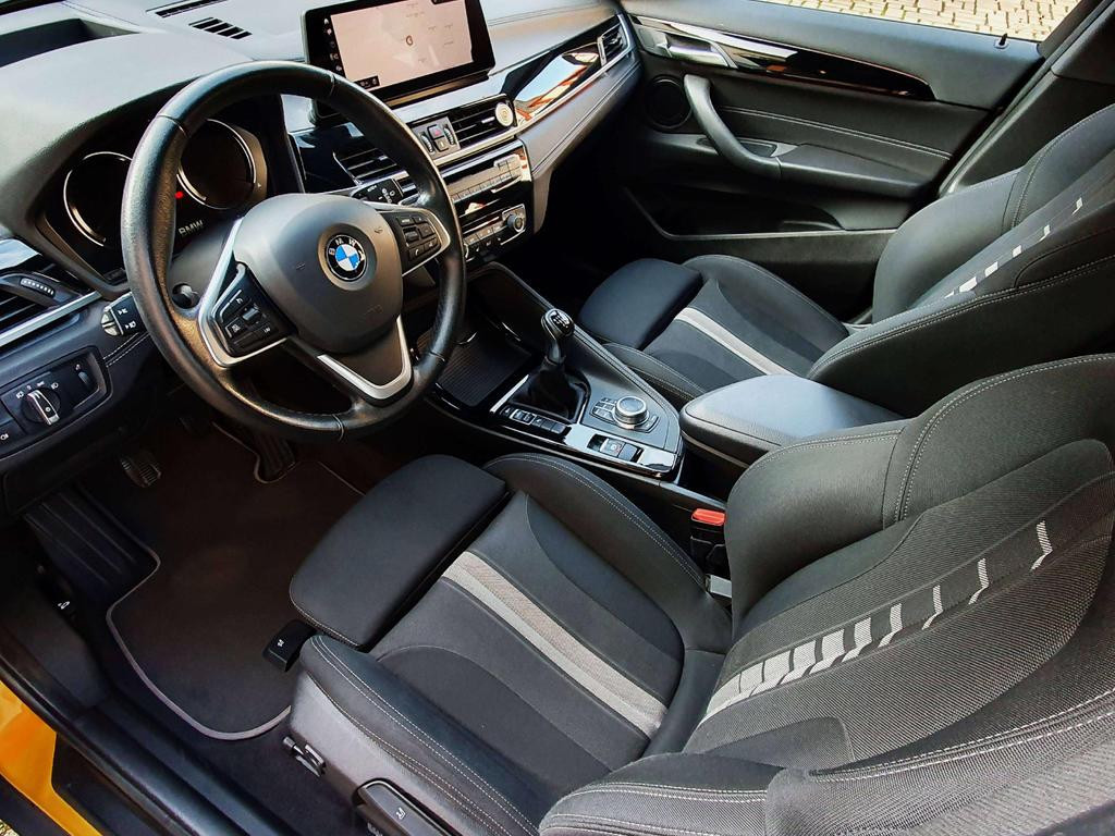 BMW X2