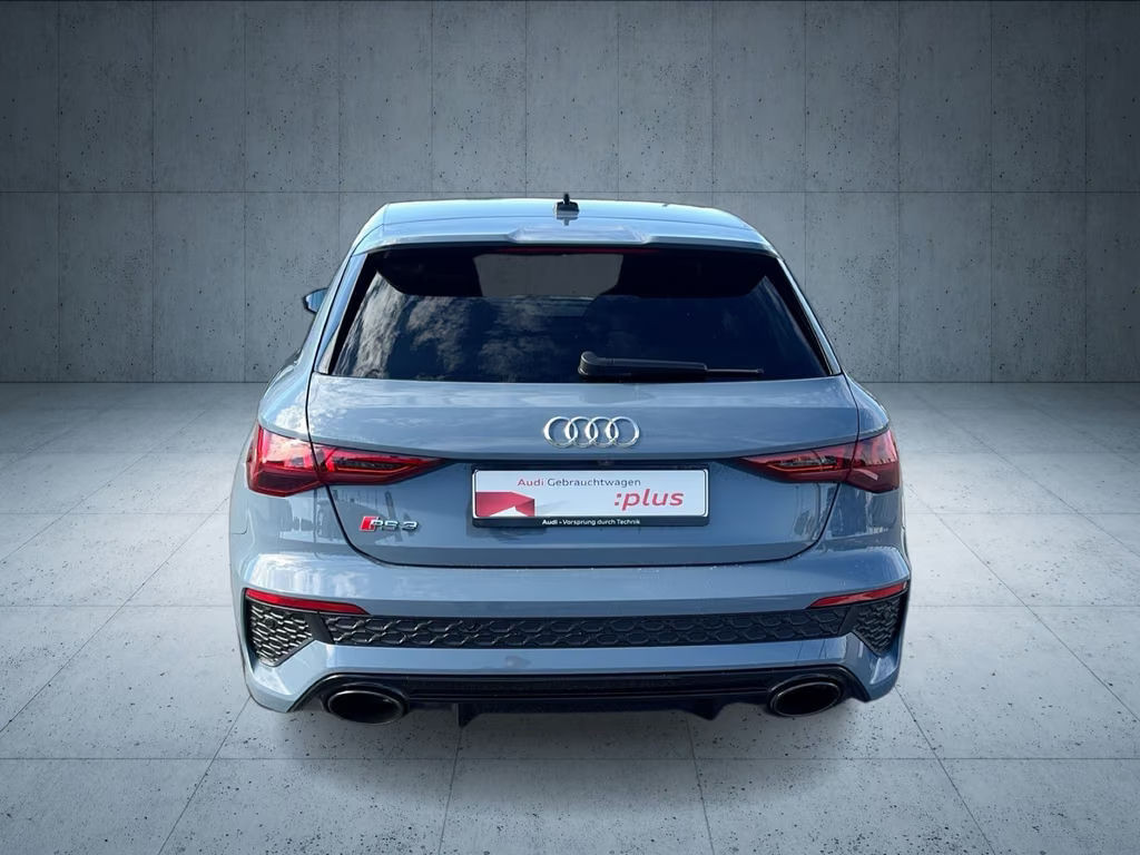 Audi RS3