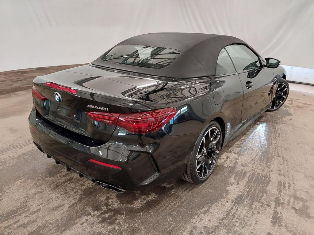 BMW M440