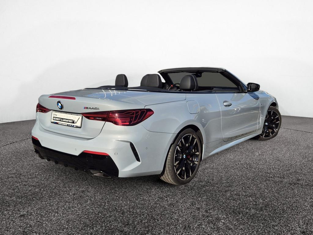 BMW M440