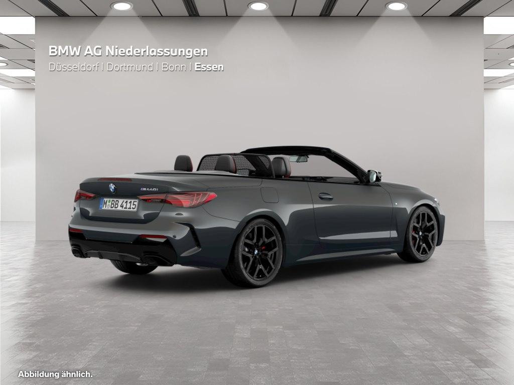 BMW M440