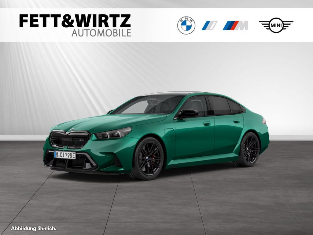 BMW M5 Sedan