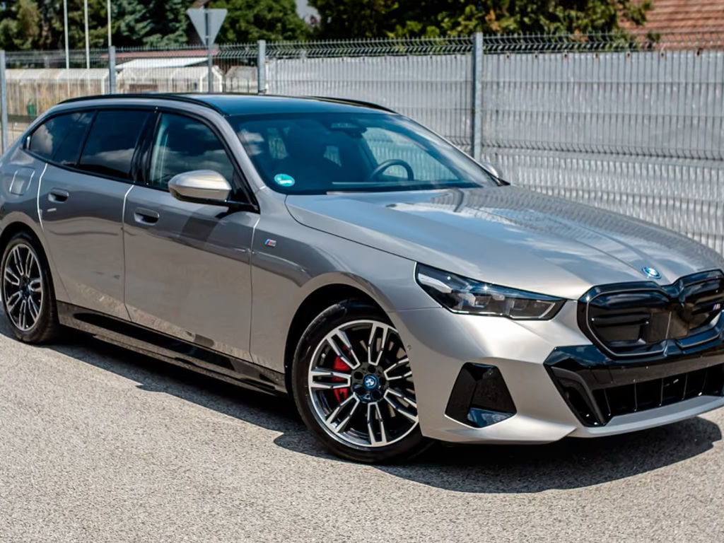 BMW i5 M-Sport Touring