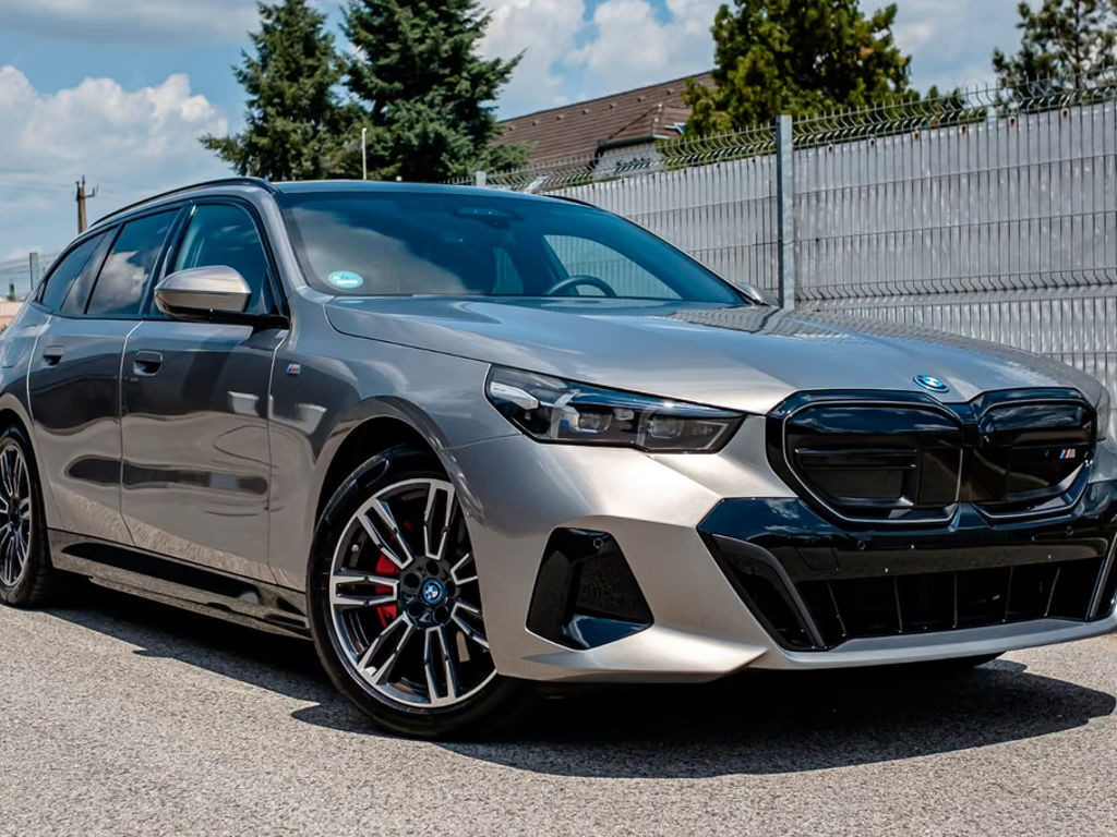 BMW i5