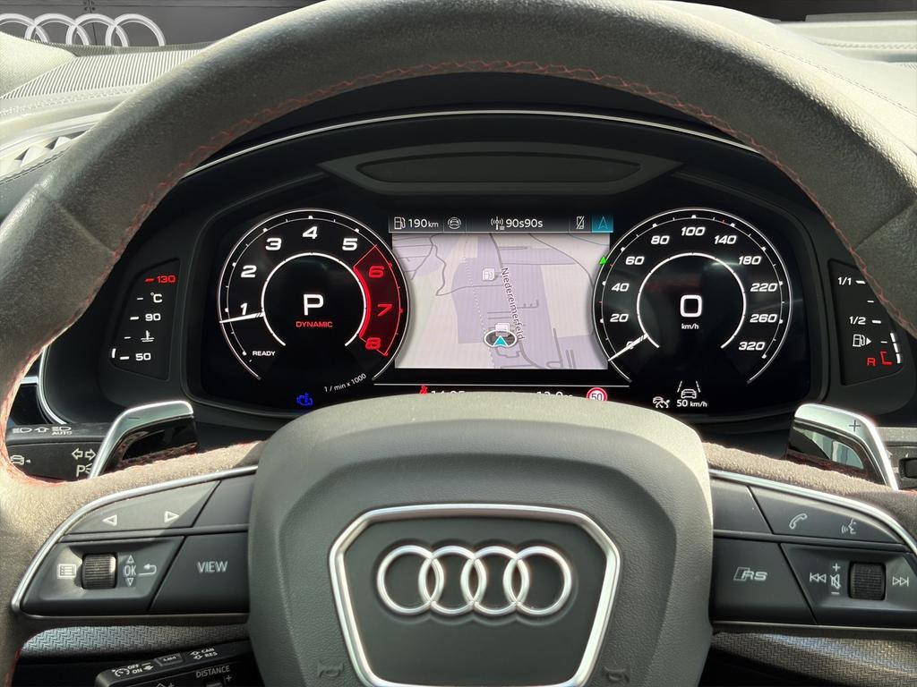 Audi RS Q8