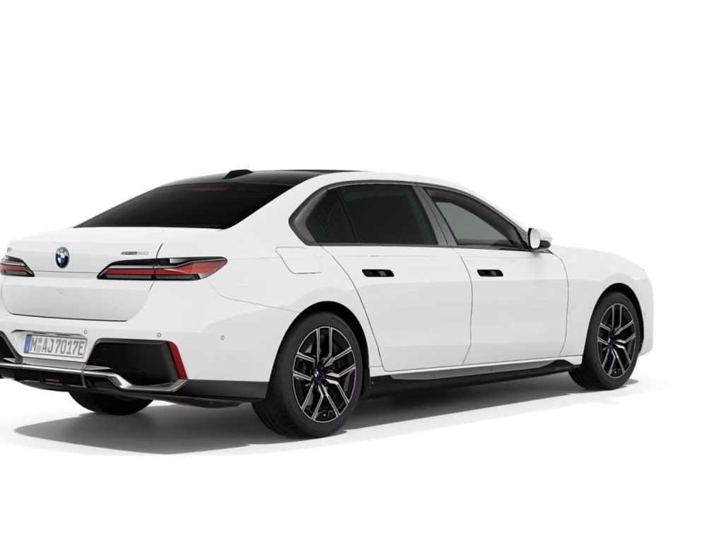 BMW i7