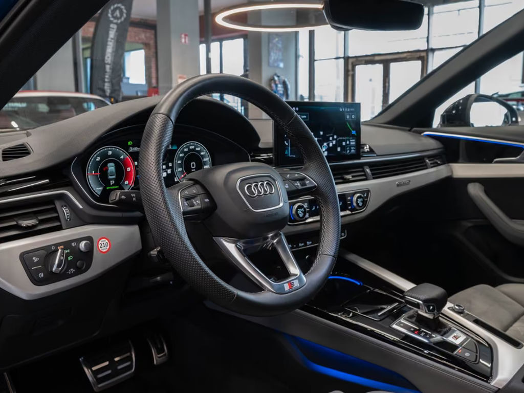 Audi S4