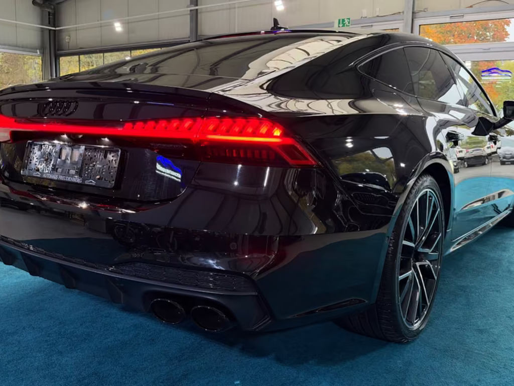Audi S7