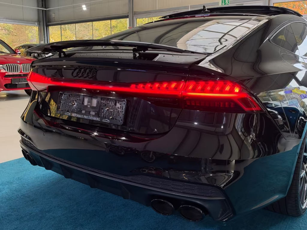 Audi S7