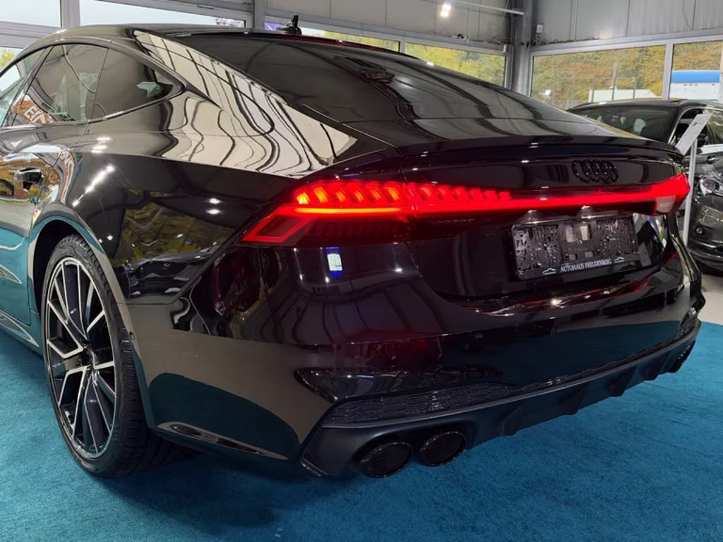 Audi S7