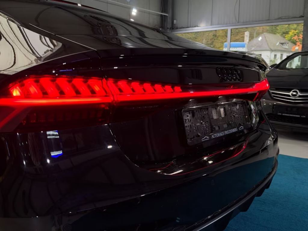 Audi S7