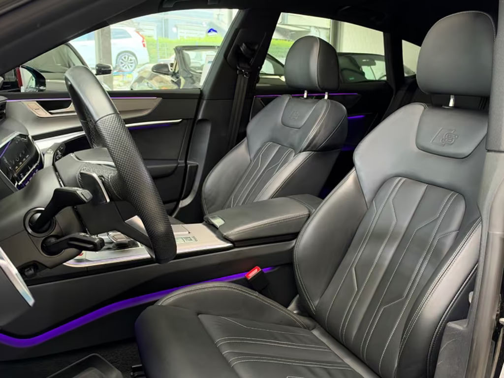 Audi S7