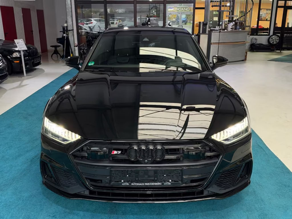 Audi S7