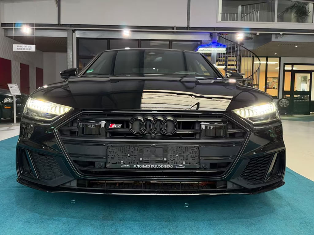 Audi S7