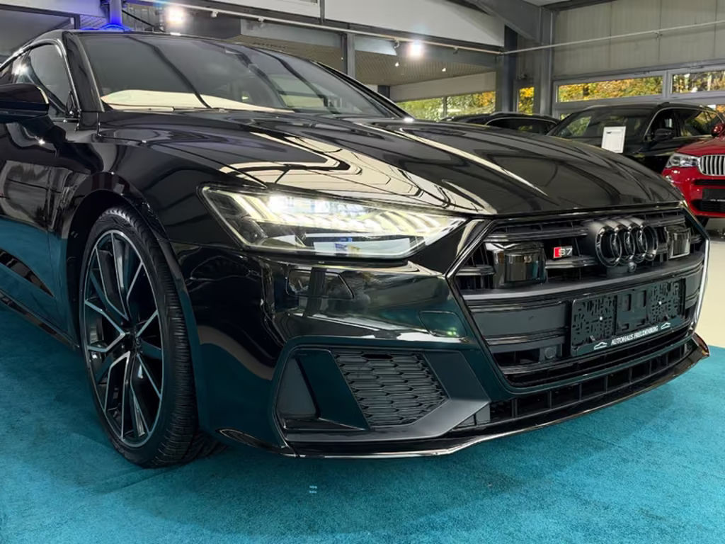 Audi S7