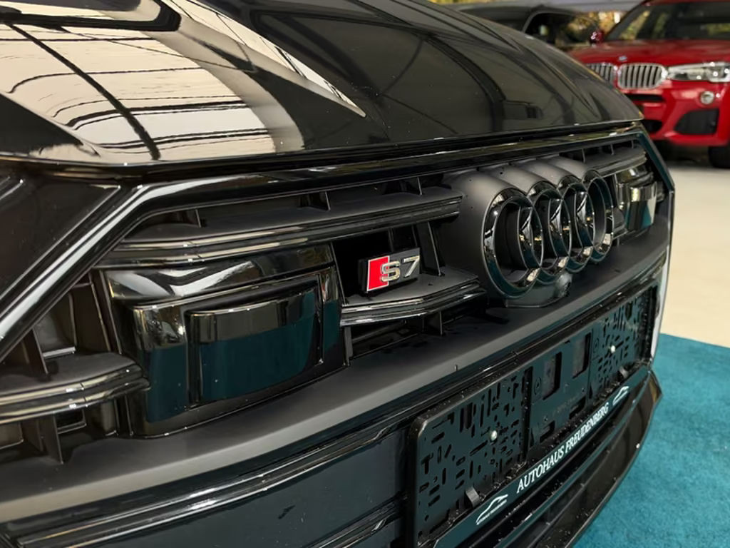 Audi S7