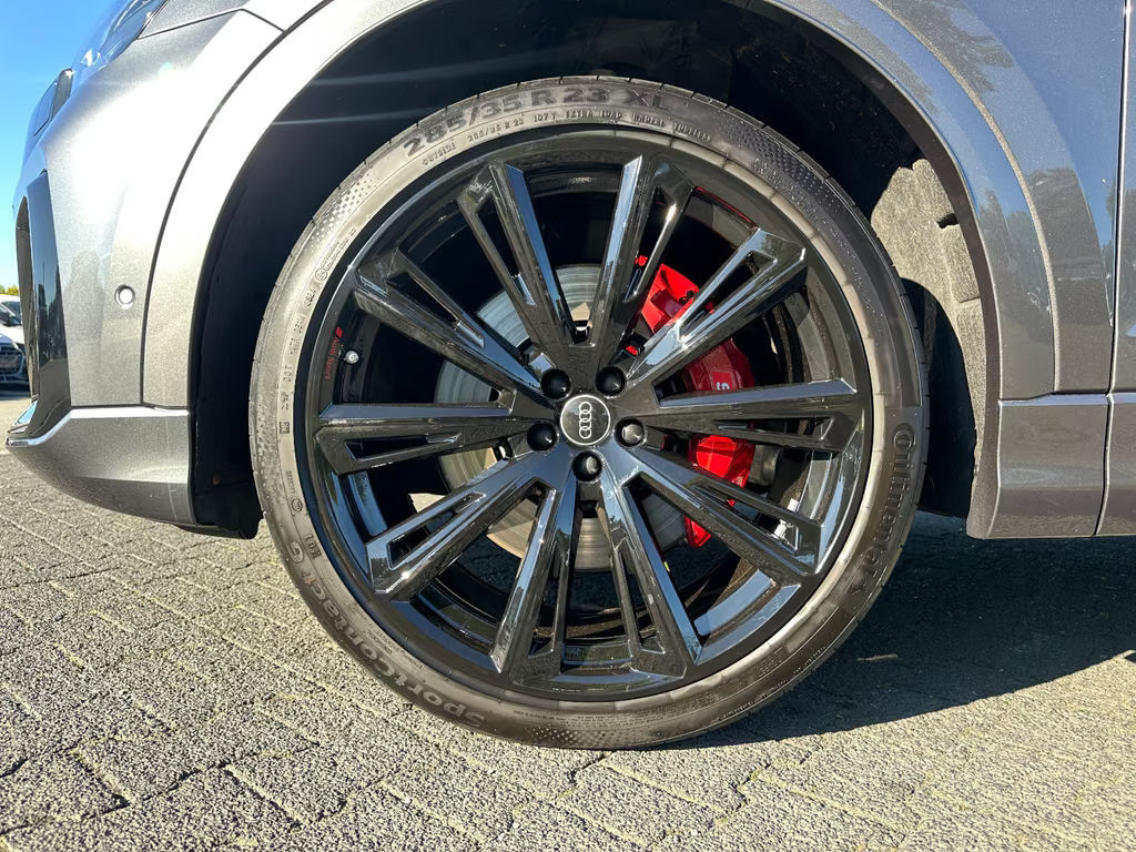 Audi SQ8