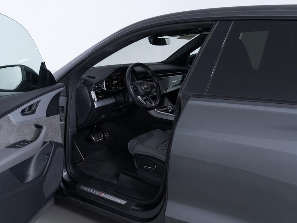 Audi SQ8