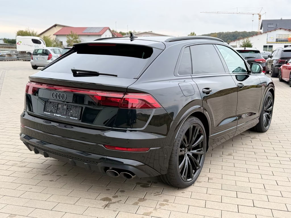 Audi SQ8