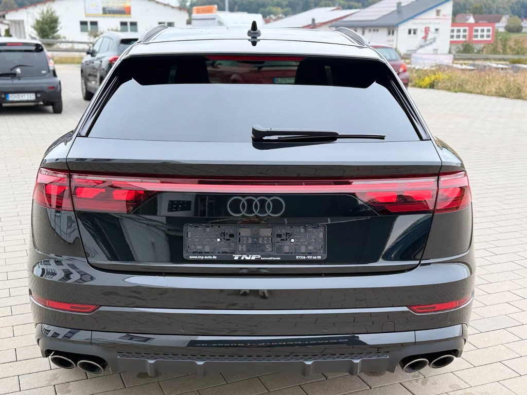 Audi SQ8