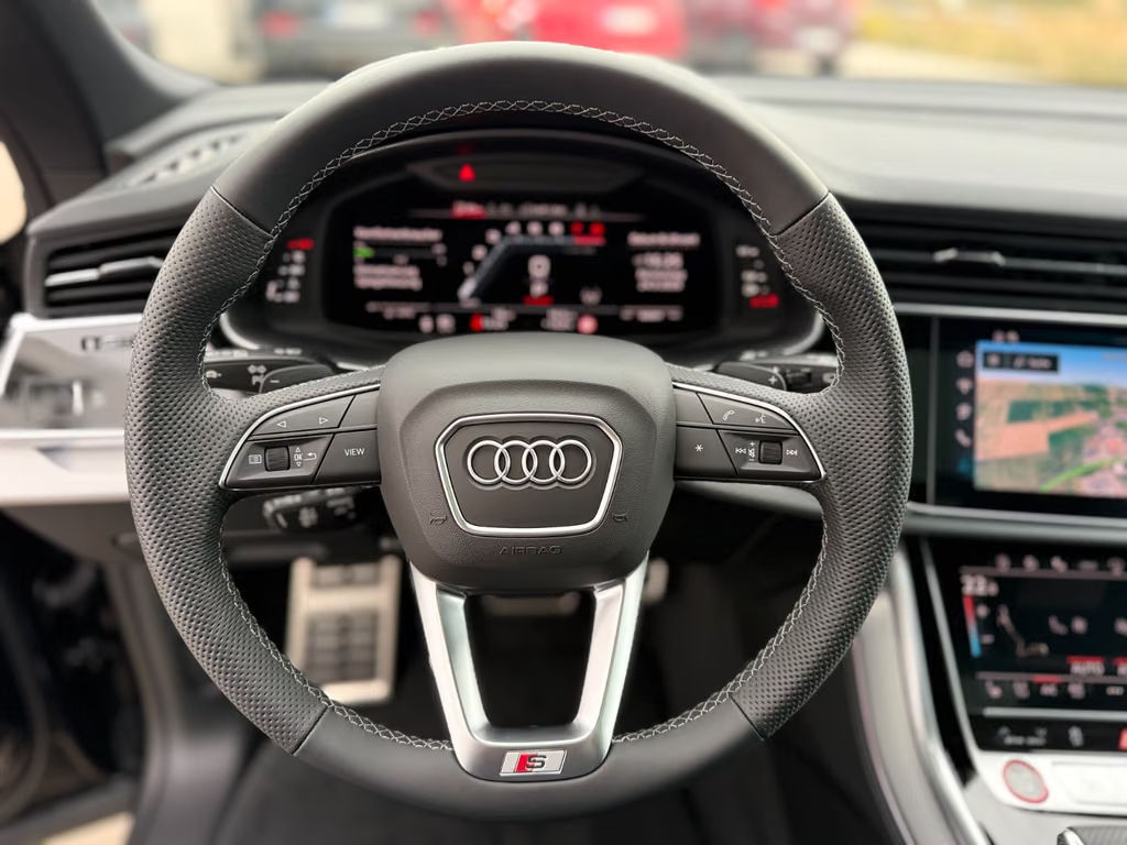 Audi SQ8