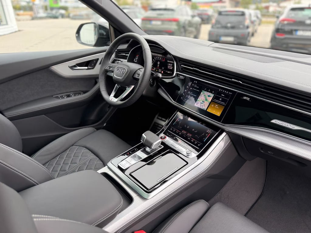 Audi SQ8