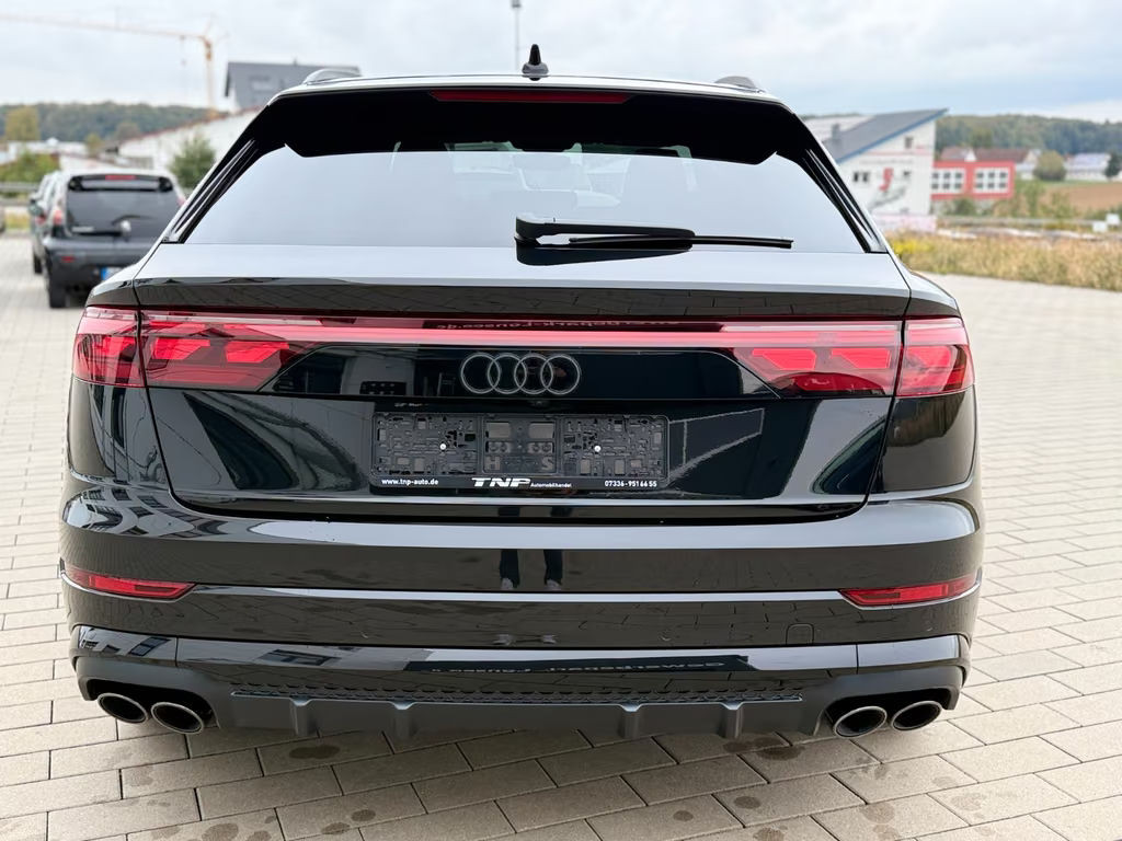 Audi SQ8