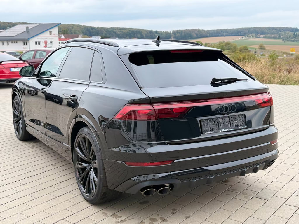 Audi SQ8