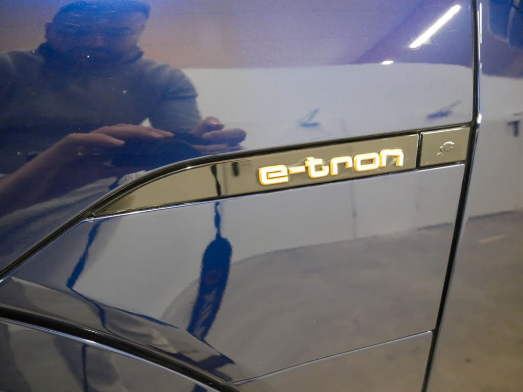 Audi e-tron