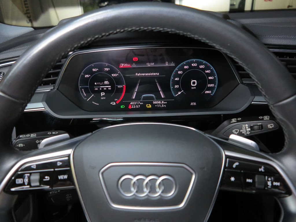 Audi e-tron