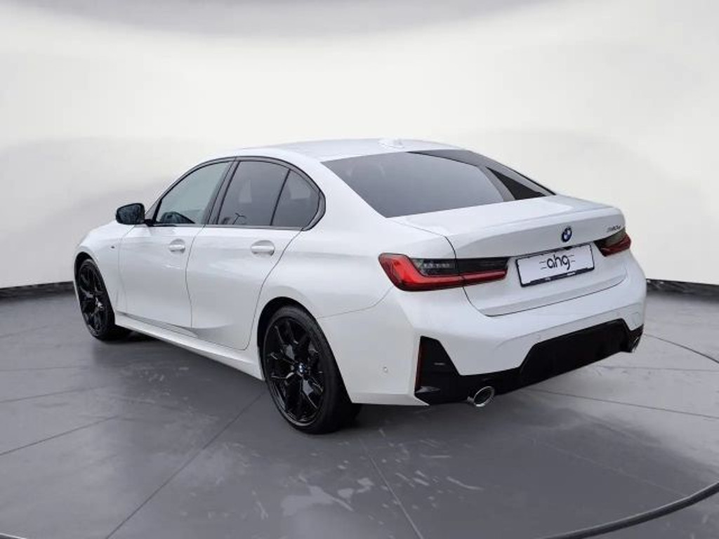 BMW 3 Serie 320 M-Sport Sedan 320d