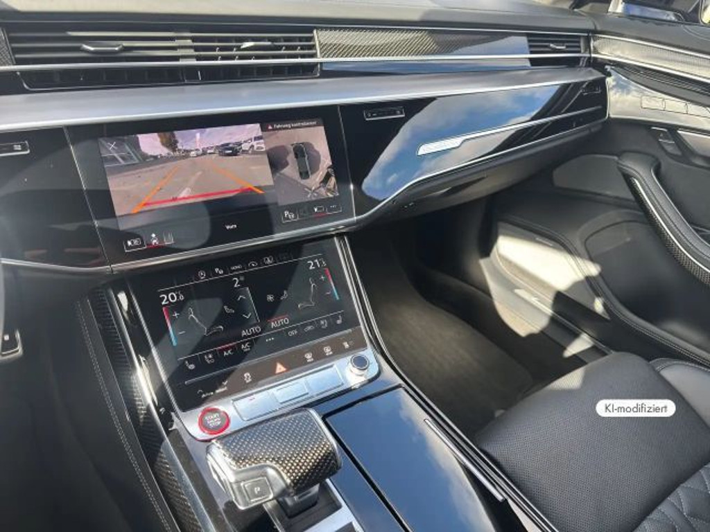 Audi S8