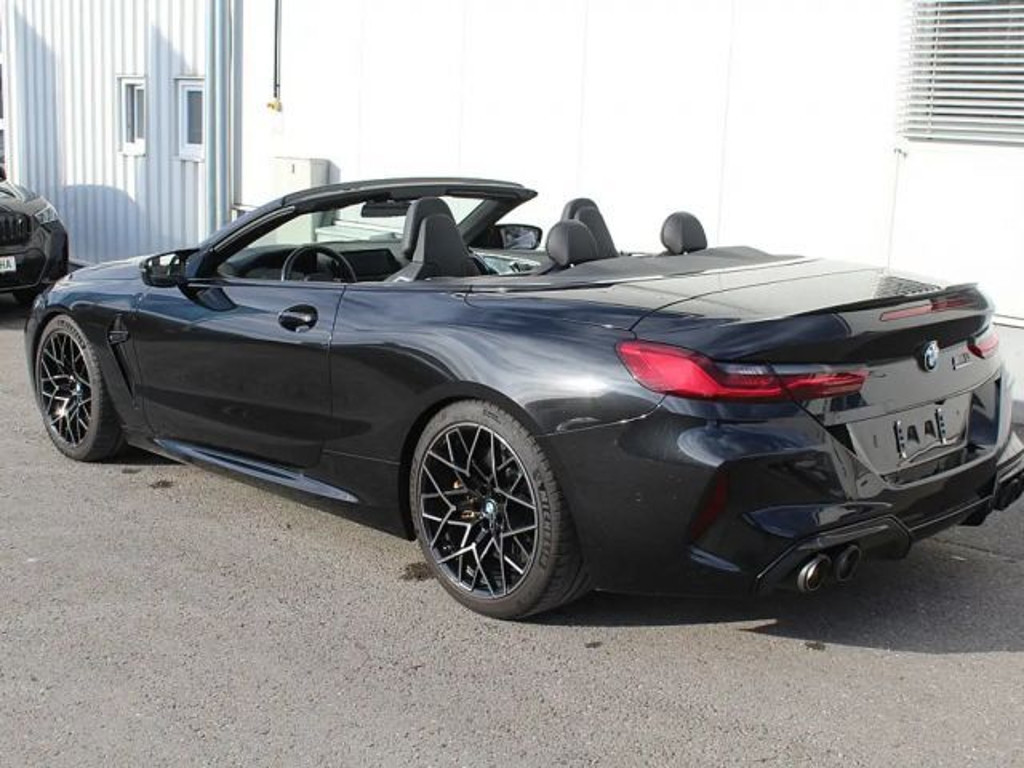 BMW M8