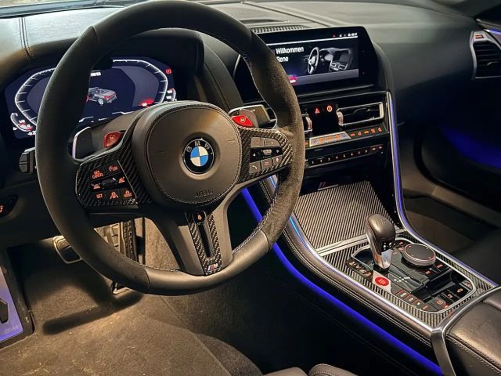 BMW M8