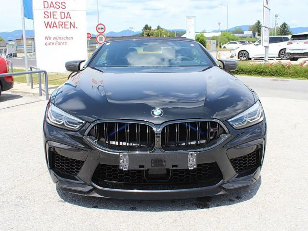 BMW M8