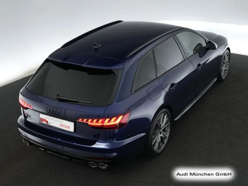 Audi S4