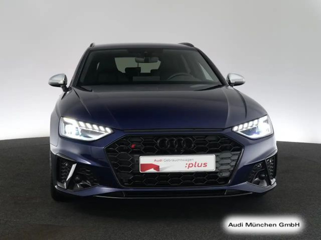 Audi S4
