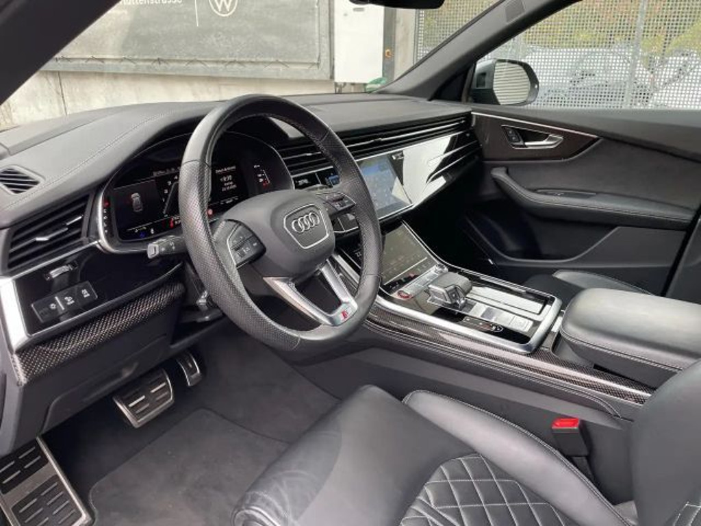 Audi SQ8
