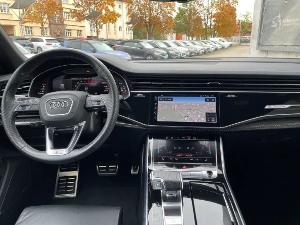 Audi SQ8